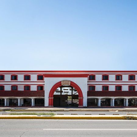 Oyo Hotel Real Del Sur, Estadio Chihuahua Luaran gambar