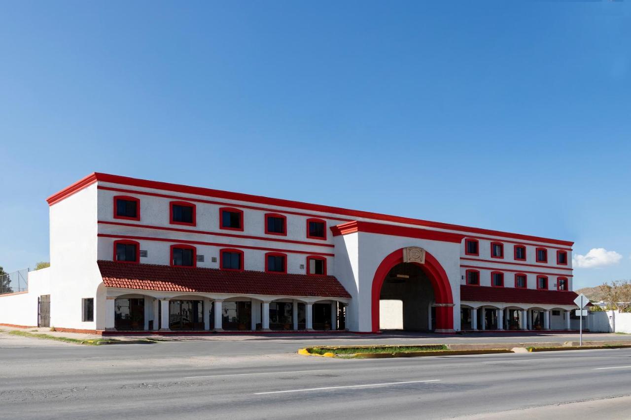 Oyo Hotel Real Del Sur, Estadio Chihuahua Luaran gambar