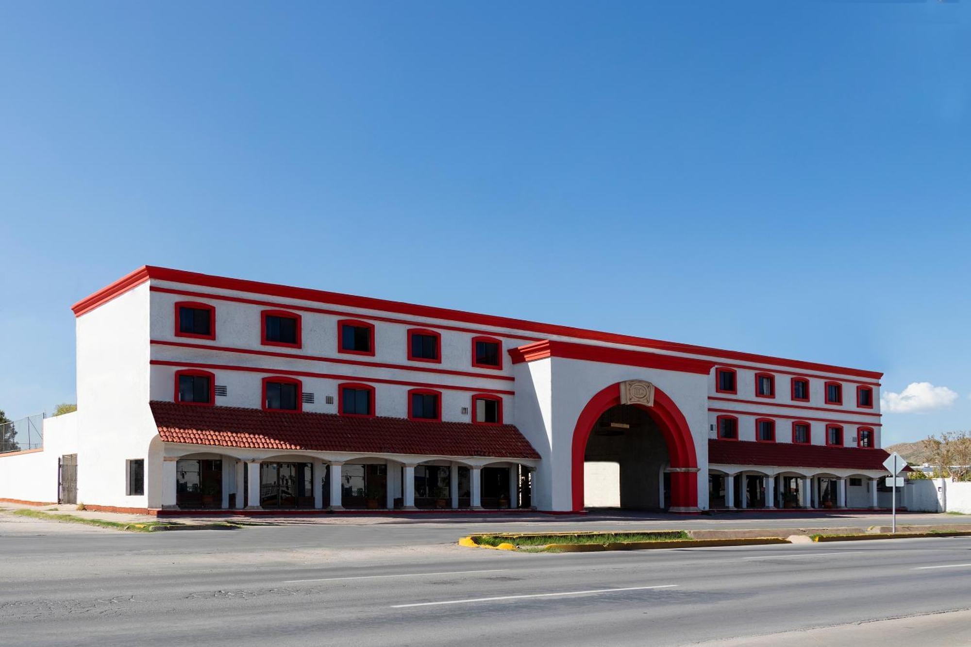 Oyo Hotel Real Del Sur, Estadio Chihuahua Luaran gambar
